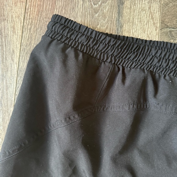 Old Navy Active Women’s Black Drawstring Running Shorts with liner Size Medium - Picture 8 of 9